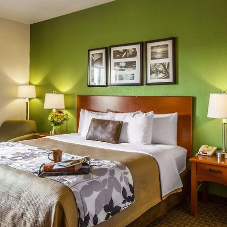 Sleep Inn & Suites Gonzales Near Palmetto State Park Dış mekan fotoğraf
