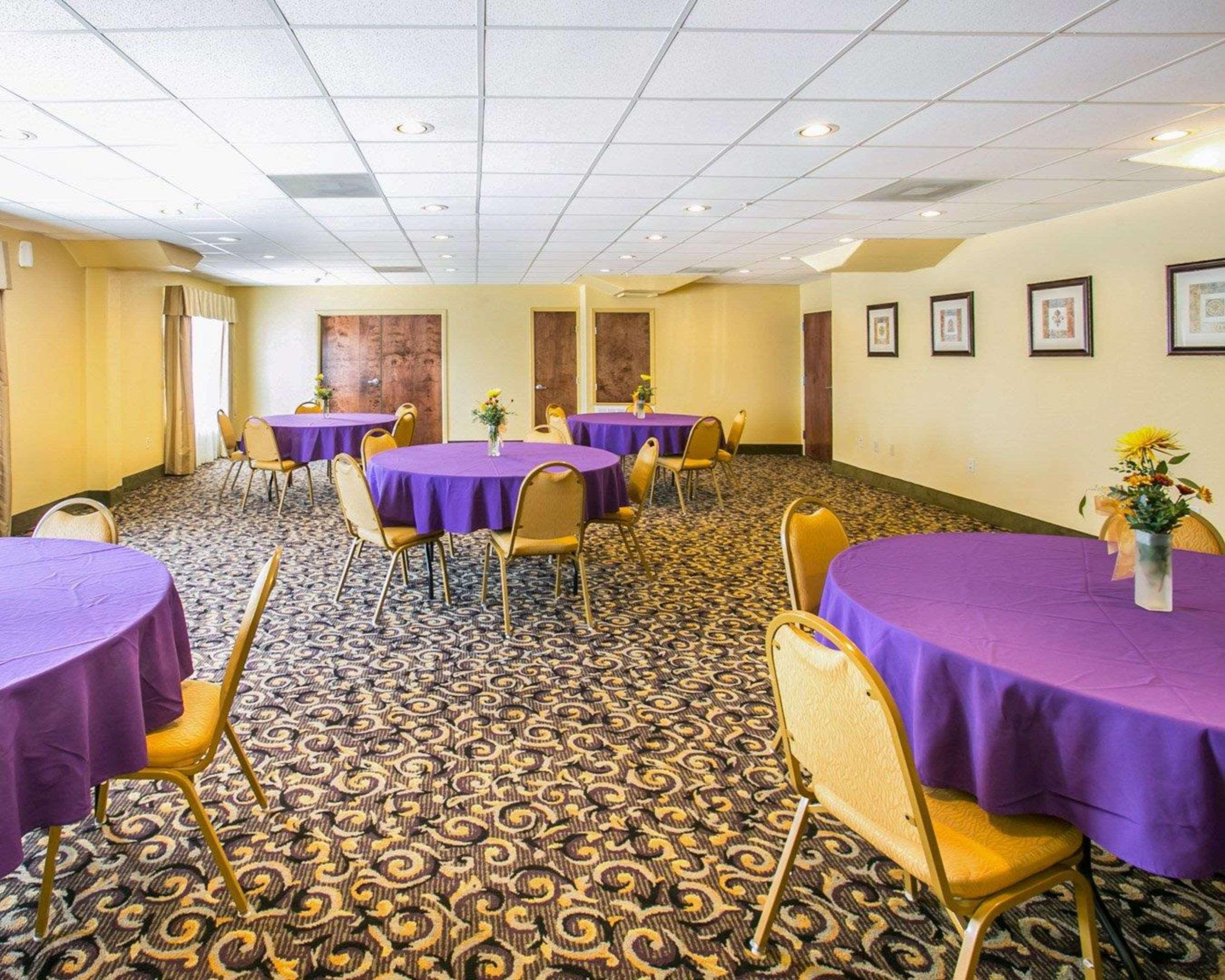 Sleep Inn & Suites Gonzales Near Palmetto State Park Dış mekan fotoğraf