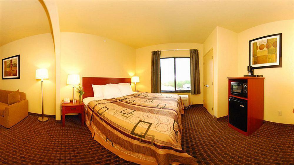 Sleep Inn & Suites Gonzales Near Palmetto State Park Dış mekan fotoğraf
